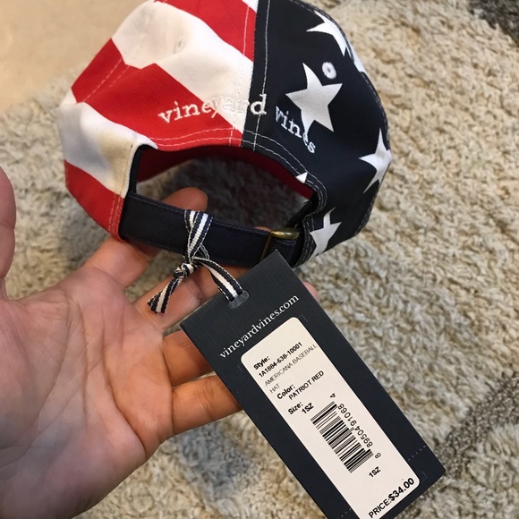 Vineyard vines hat! - Picture 2 of 3